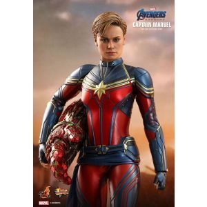 Oferta de Hot Toys Marvel: Avengers: Endgame Captain Marvel 1/6 por S/ 1689,9 en Phantom