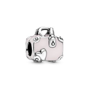 Oferta de Charm Bolsa de viaje rosa por S/ 455 en Pandora