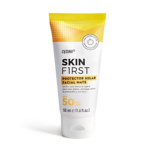 Oferta de Protector Solar Facial Skin First por S/ 40,5 en Cyzone